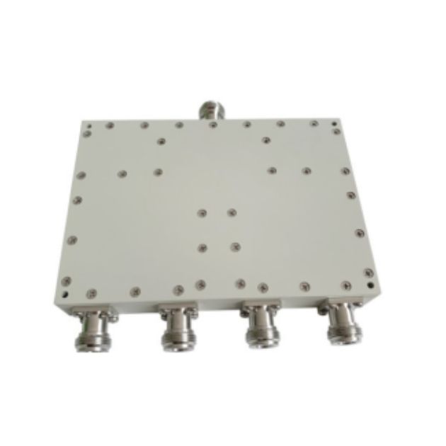 550 To 2700MHz N Female -153dBc 50Ohm Four Way Splitter