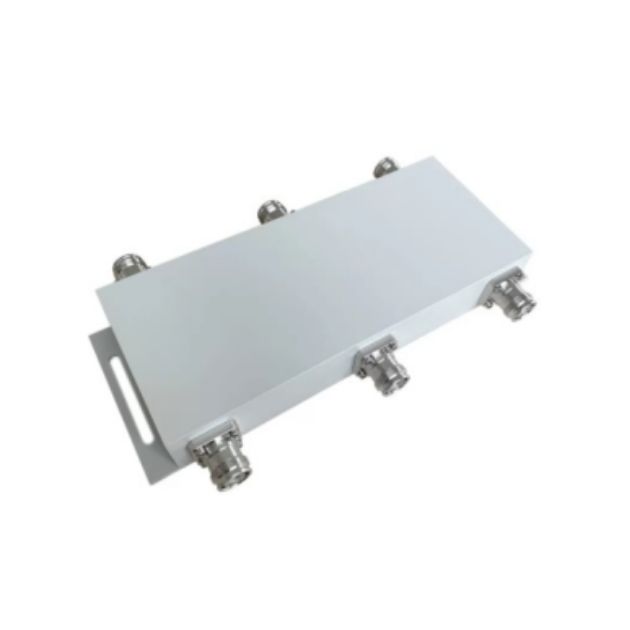 698 To 3800MHz 4.3-10 Female 3x3 Hybrid Combiner